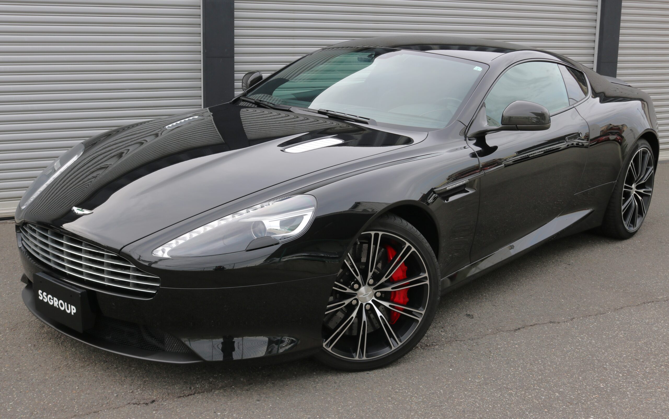 高価買取伝説☆平成26年式 アストンマーティン DB9 カーボンブラック タッチトロニック2 左H