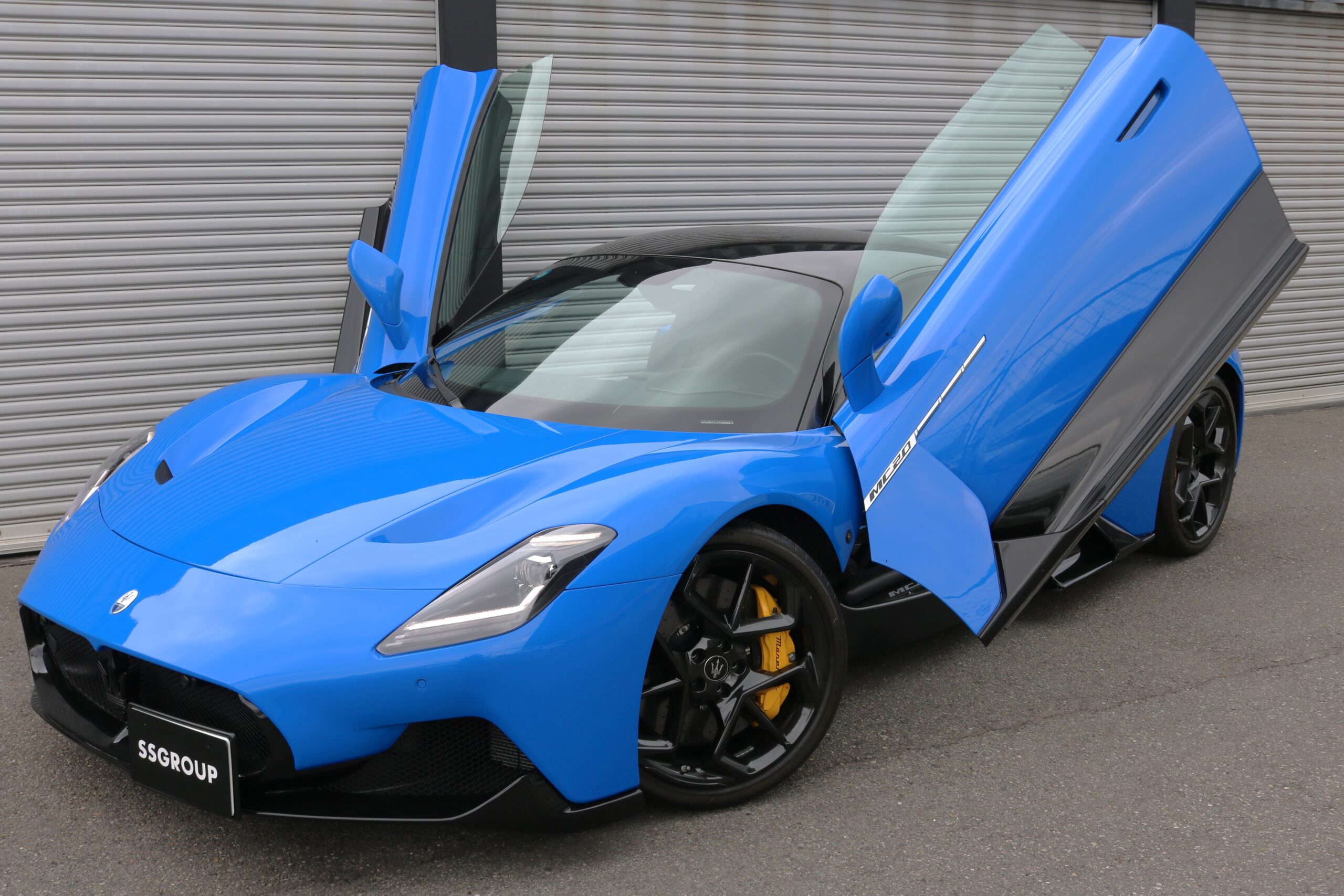 高価買取伝説☆令和4年式 マセラティ MC20 3.0 左H ブルーインフィニート