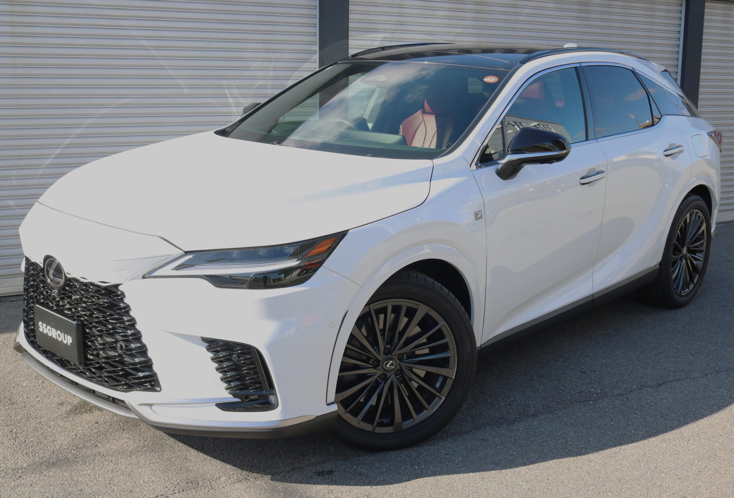 高価買取伝説☆令和5年式 レクサス RX350Fスポーツ ホワイトノーヴァガラスフレーク