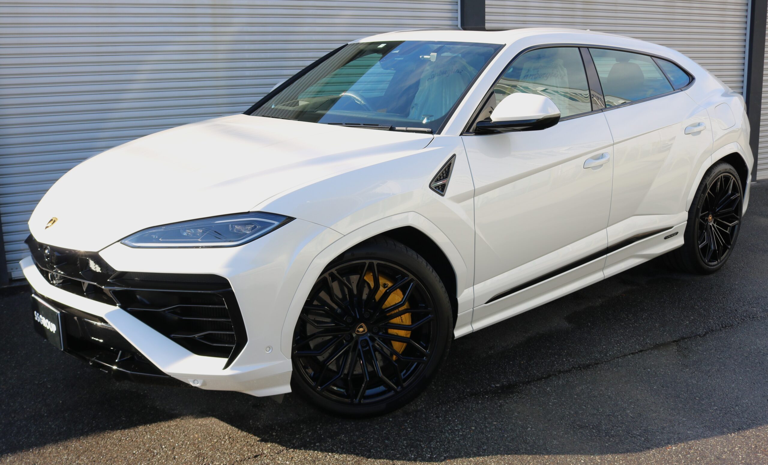 高価買取伝説☆令和7年式 ランボルギーニ　ウルス SE 4WD